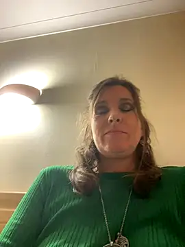 Lwhite1 online show from 11, 10, 2025