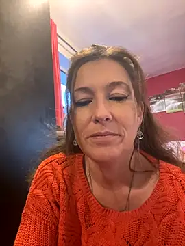 Lwhite1 online show from 28, 10, 2025