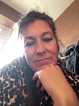 Lwhite1 online show from 9, 3, 2026