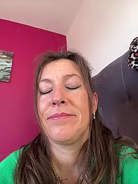 Lwhite1 online show from 17, 3, 2026