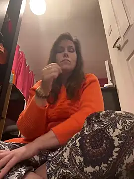 Lwhite1 online show from 21, 3, 2025