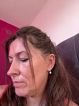 Lwhite1 online show from 18, 3, 2026