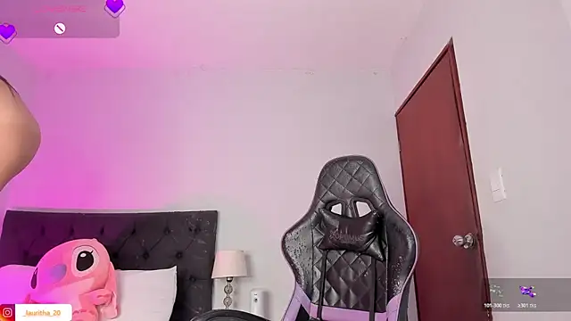 evelyn 23 online show from 8, 4, 2026