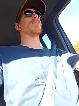 Snapshot of REDHAMMER_ chatting on 18, 2, 2026 REDHAMMER online show from 18, 2, 2026