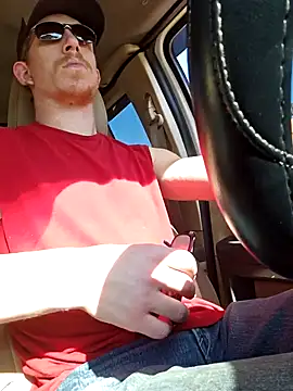 Snapshot of REDHAMMER_ chatting on 25, 9, 2025 REDHAMMER online show from 25, 9, 2025