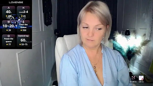Snapshot of Juarnea chatting on 23, 4, 2026 Juarnea online show from 23, 4, 2026