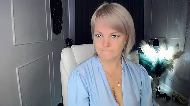 Snapshot of Juarnea chatting on 2, 5, 2026 Juarnea online show from 2, 5, 2026