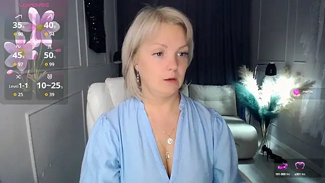 Snapshot of Juarnea chatting on 13, 9, 2025 Juarnea online show from 13, 9, 2025