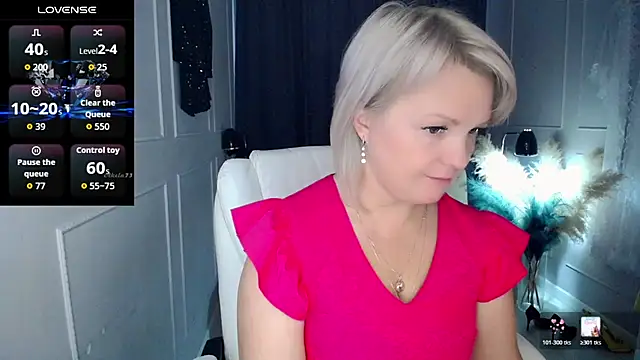 Snapshot of Juarnea chatting on 30, 4, 2026 Juarnea online show from 30, 4, 2026