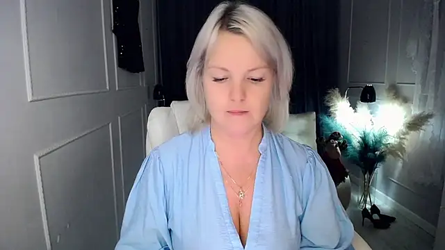 Juarnea online show from 4, 12, 2025