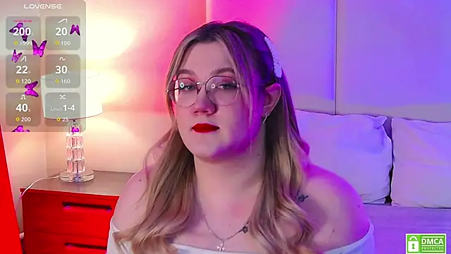 Nancy Mooree online show from 6, 10, 2025