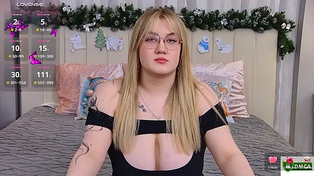 Nancy Mooree online show from 18, 12, 2025