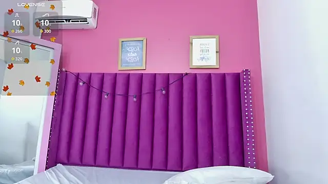 littleebonny online show from 15, 10, 2025