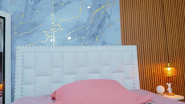 littleebonny online show from 13, 10, 2025