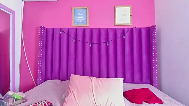 littleebonny online show from 19, 11, 2025