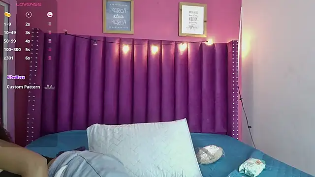 littleebonny online show from 26, 9, 2025