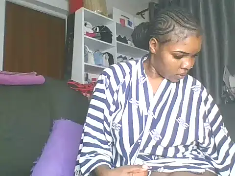 Snapshot of sweet_bigclit chatting on 2, 10, 2025 sweet bigclit online show from 2, 10, 2025