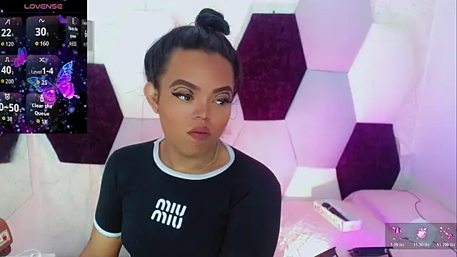 Snapshot of KayleighDreams_ chatting on 10, 2, 2026 KayleighDreams online show from 10, 2, 2026