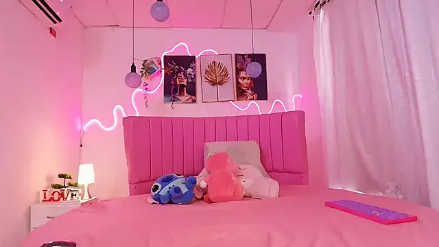 Azul horney online show from 16, 12, 2025