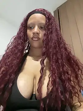 Charlotee  online show from 15, 10, 2025