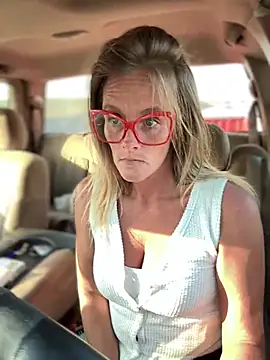 vixendoll87 online show from 13, 3, 2025