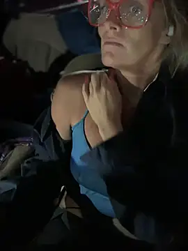 vixendoll87 online show from 23, 3, 2025