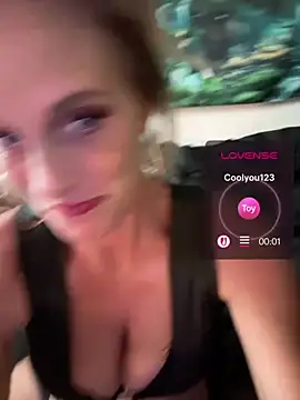 vixendoll87 online show from 8, 7, 2026