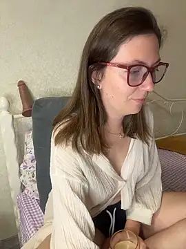 BeatriceTender online show from 10, 6, 2026