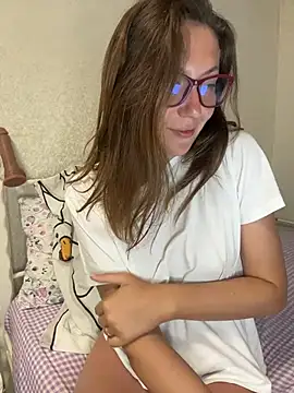BeatriceTender online show from 10, 7, 2026