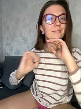 BeatriceTender online show from 17, 11, 2025