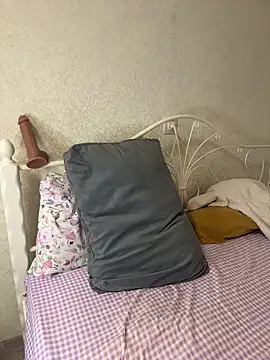 BeatriceTender online show from 15, 4, 2026