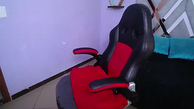 Anabella Thompson online show from 22, 10, 2025