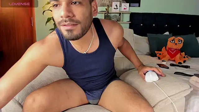 Neganhot  online show from 7, 4, 2026