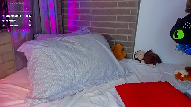 liam oficial02 online show from 13, 2, 2026