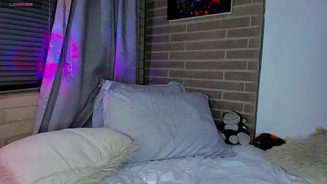 liam oficial02 online show from 22, 4, 2026