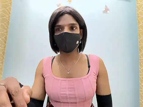 TransLisa7 online show from 11, 4, 2026