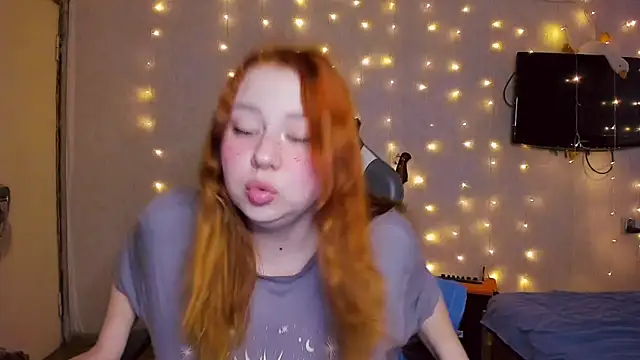 Snapshot of Milafoxxxy chatting on 19, 1, 2025 Milafoxxxy online show from 19, 1, 2025