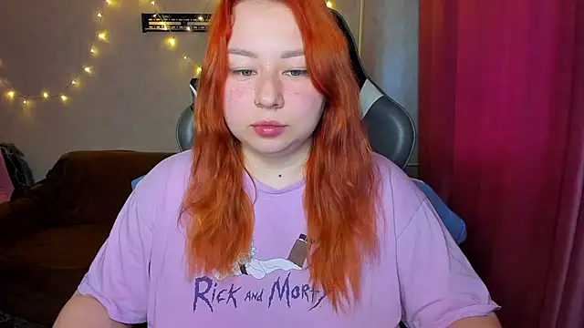 Snapshot of Milafoxxxy chatting on 23, 9, 2025 Milafoxxxy online show from 23, 9, 2025