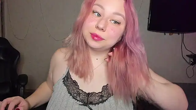 Snapshot of Milafoxxxy chatting on 3, 12, 2025 Milafoxxxy online show from 3, 12, 2025