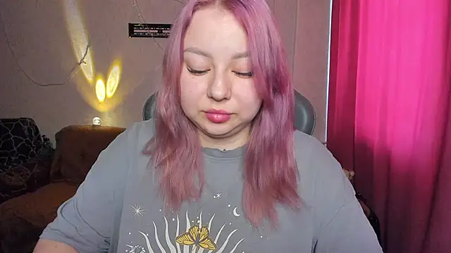 Snapshot of Milafoxxxy chatting on 29, 11, 2025 Milafoxxxy online show from 29, 11, 2025