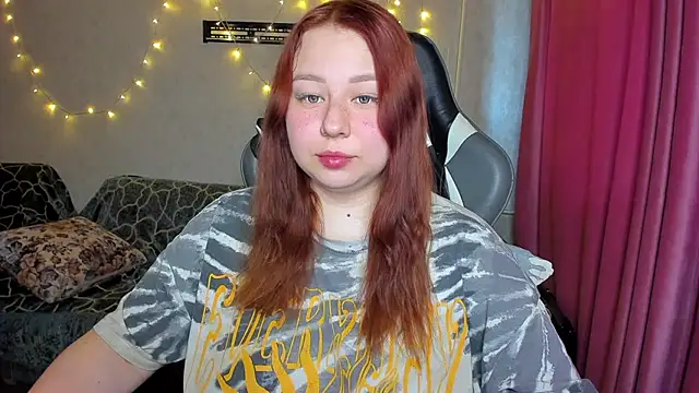 Snapshot of Milafoxxxy chatting on 29, 9, 2025 Milafoxxxy online show from 29, 9, 2025