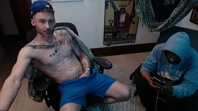 Snapshot of ShiaWay chatting on 4, 2, 2025 ShiaWay online show from 4, 2, 2025