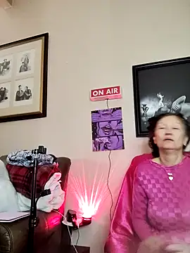 Snapshot of TheDime chatting on 25, 3, 2026 TheDime online show from 25, 3, 2026