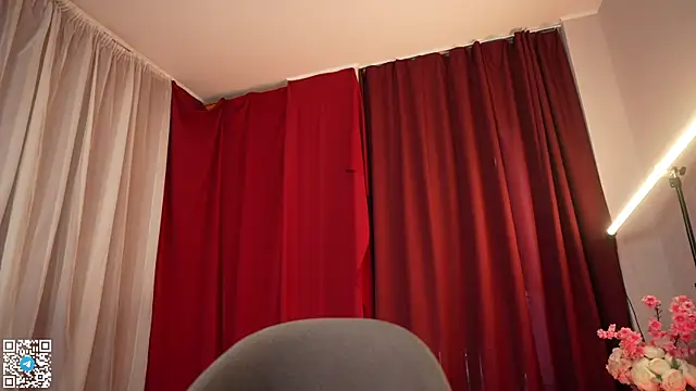 AlisaLore online show from 5, 11, 2025