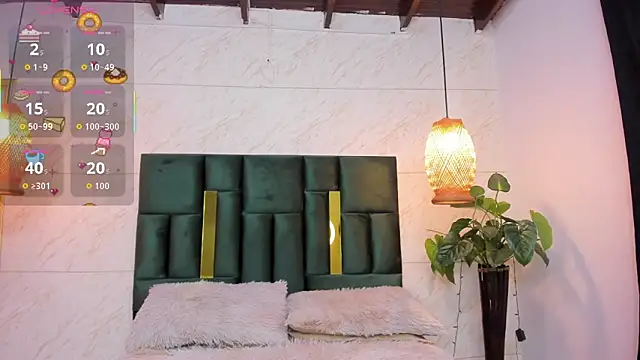 Taiissa  online show from 10, 9, 2025