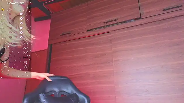 milly 03 online show from 18, 11, 2025