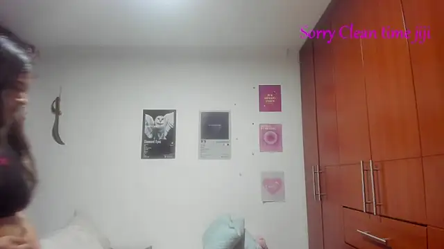 StephaniFox online show from 23, 12, 2025