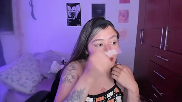 StephaniFox online show from 25, 3, 2026