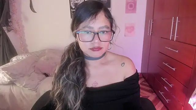 StephaniFox online show from 19, 12, 2025