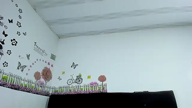 LariissaWilson online show from 3, 10, 2025